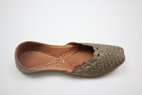 Full zari leather jutti