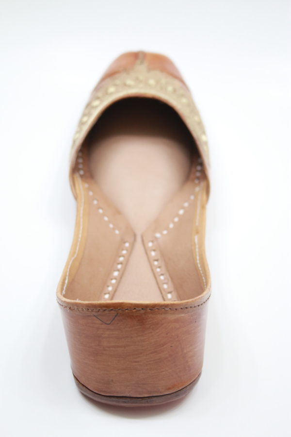 Leather Zari Jutti