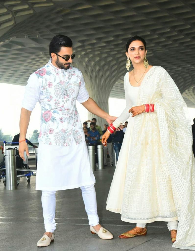 ranveer singh in a black embroidered sherwani